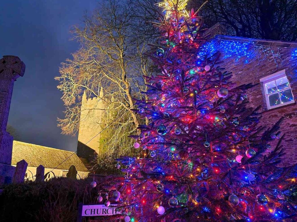 Village Church Xmas
